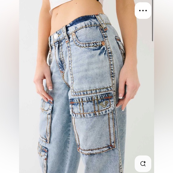 True Religion Baggy Cargo Jean - Picture 4 of 11